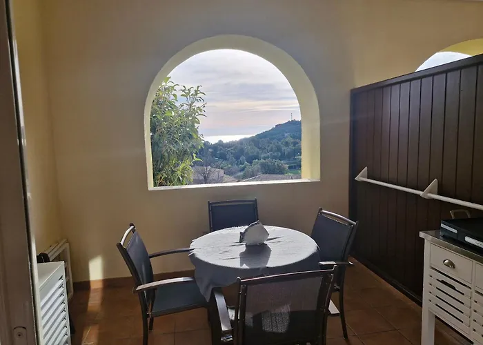 Cap Esterel By Actisource Daire