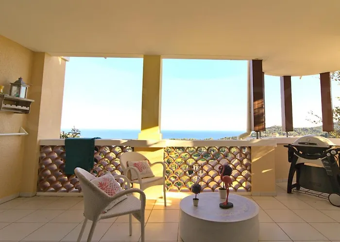 Cap Esterel By Actisource *